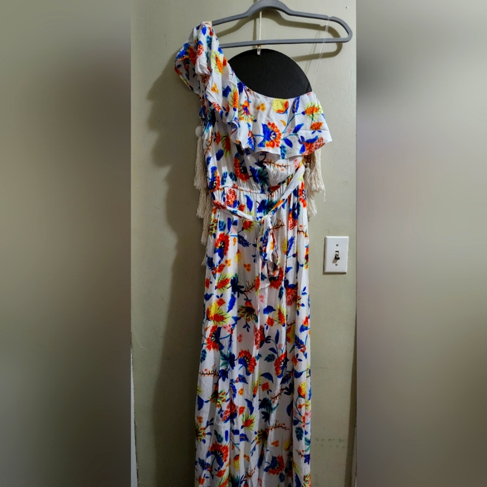 NWT, One shoulder with rufle dress